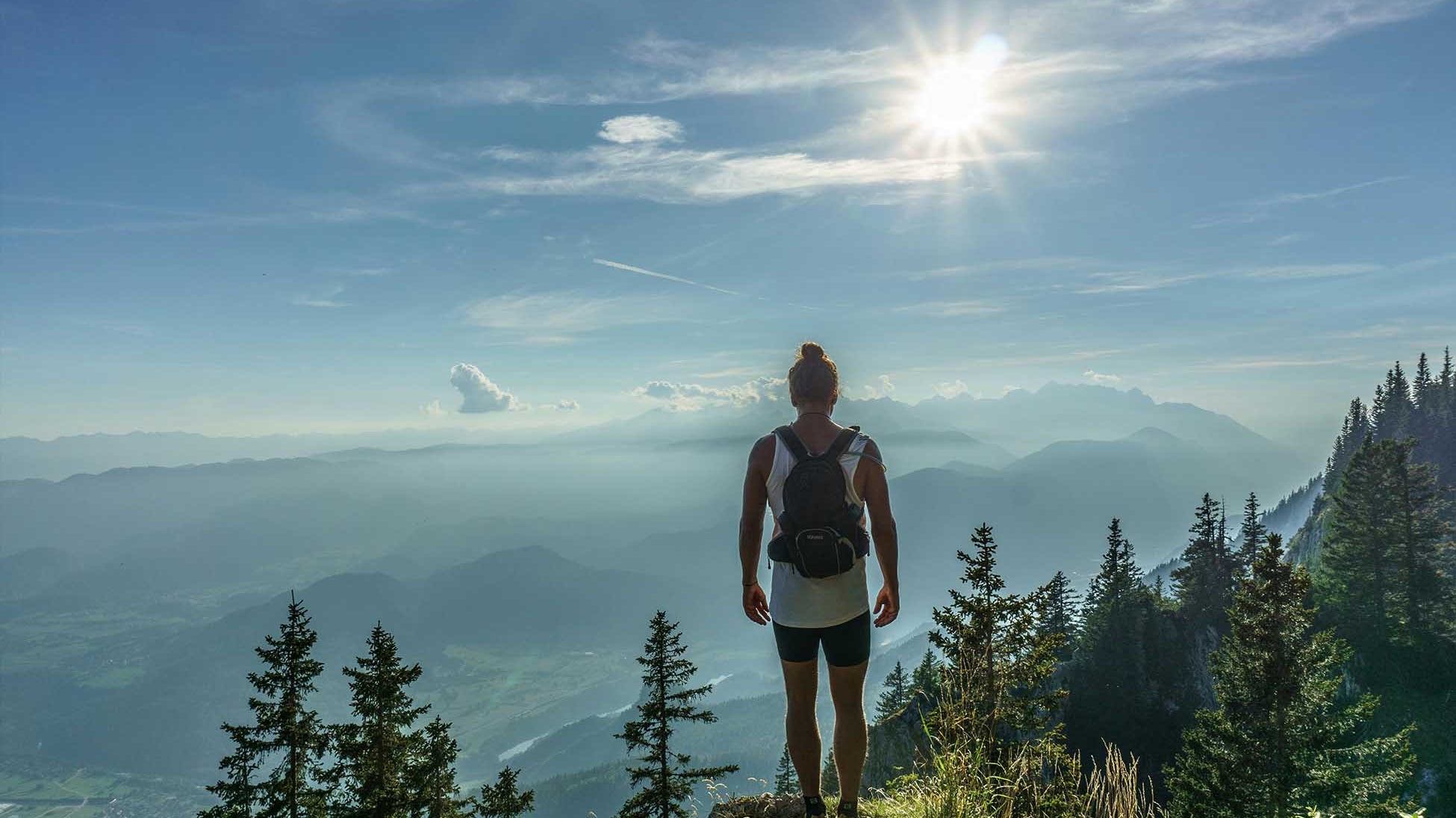 Outdoor Hiking Guide: Embrace Nature with Barefoot Shoes